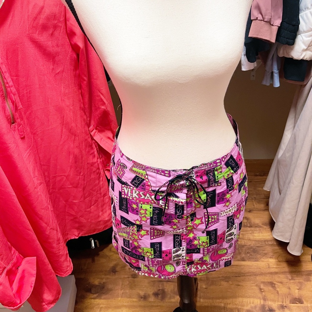 Authentic Versace RARE NWT Vintage Y2K Pink Vegas Star Mini Skirt - Picture 9 of 12